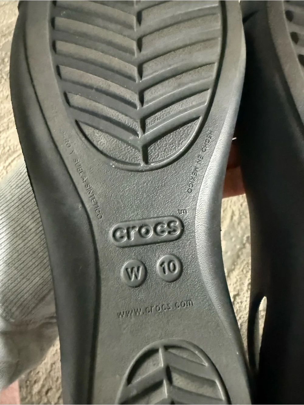 Crocs Black Sienna Ballet Flats Comfort Slip On lightweight cutout 10